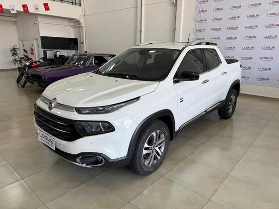 FIAT TORO 2.0 16V TURBO DIESEL VOLCANO 4WD AT9 FIAT TORO 2.0 16V TURBO DIESEL VOLCANO 4WD AT9